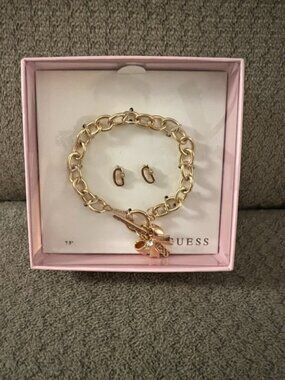 GUESS BRACELET & EARRING SET